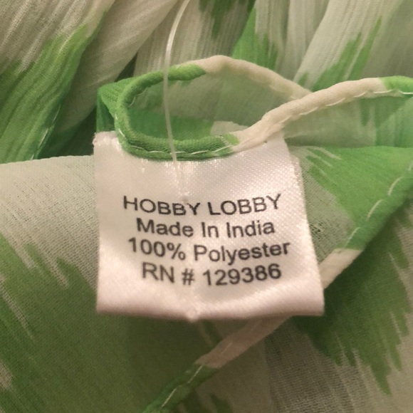 NWT white and lime green lightweight oblong scarf! - Picture 4 of 4